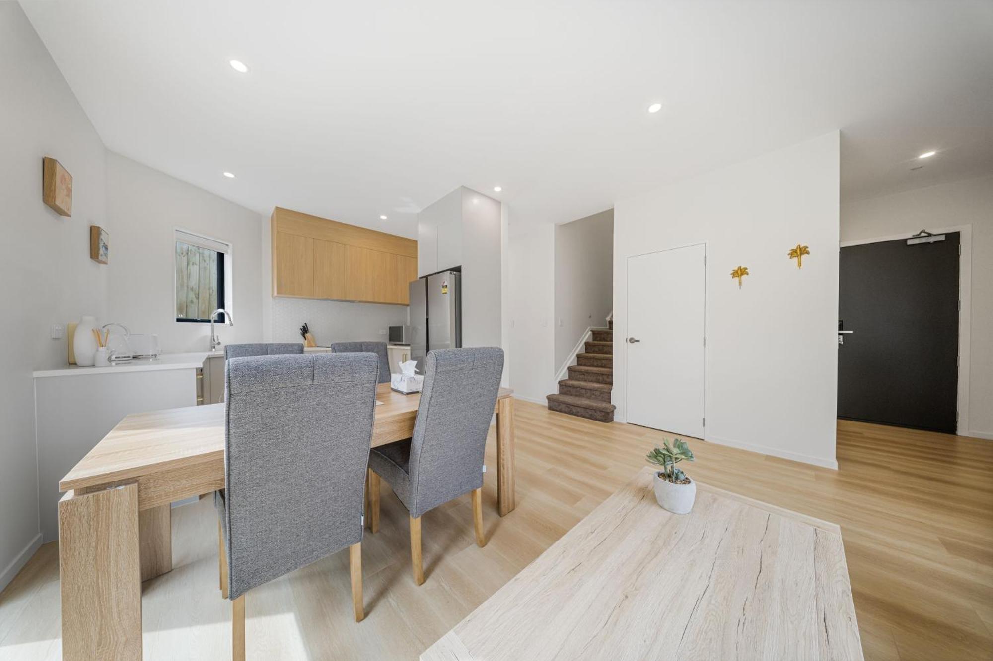 West Harbour Modern 4-Bedroom Retreat オークランド エクステリア 写真
