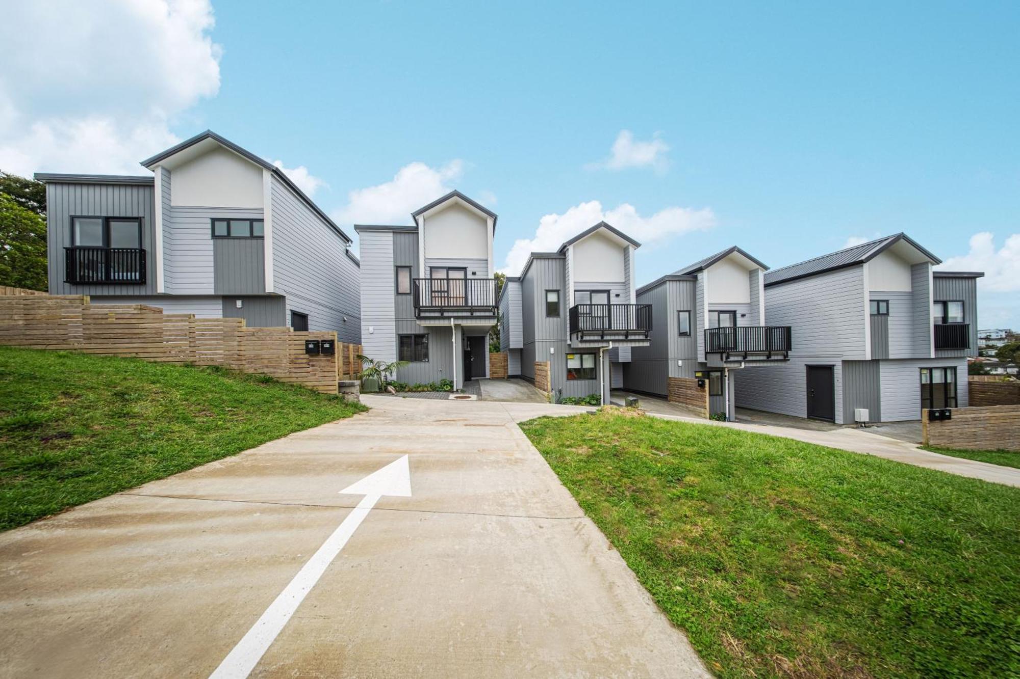 West Harbour Modern 4-Bedroom Retreat オークランド エクステリア 写真