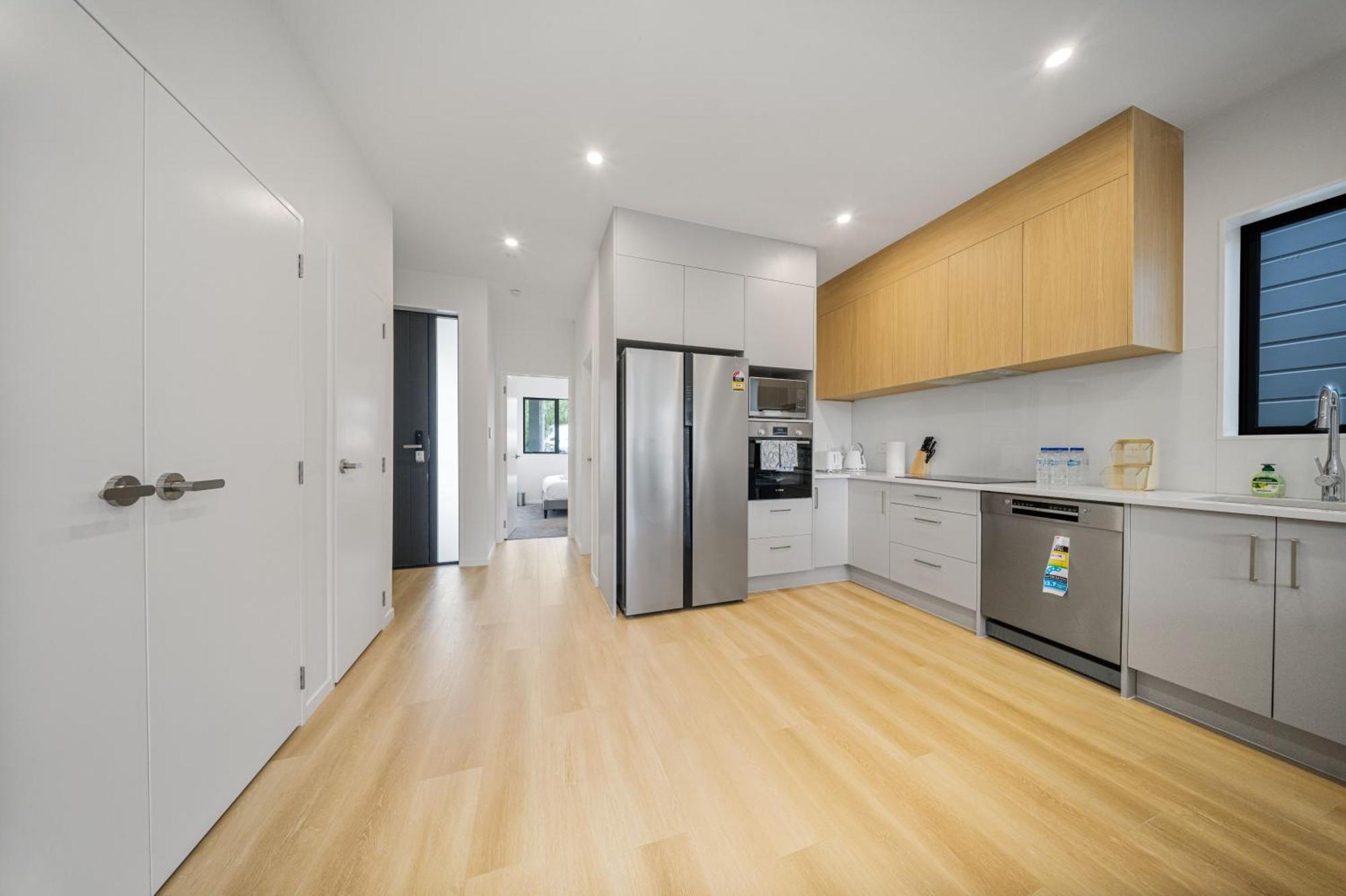 West Harbour Modern 4-Bedroom Retreat オークランド エクステリア 写真